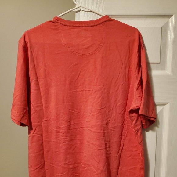 IZOD Men's Saltwater Short Sleeve Solid T-Shirt with Pocket - Picture 5 of 5